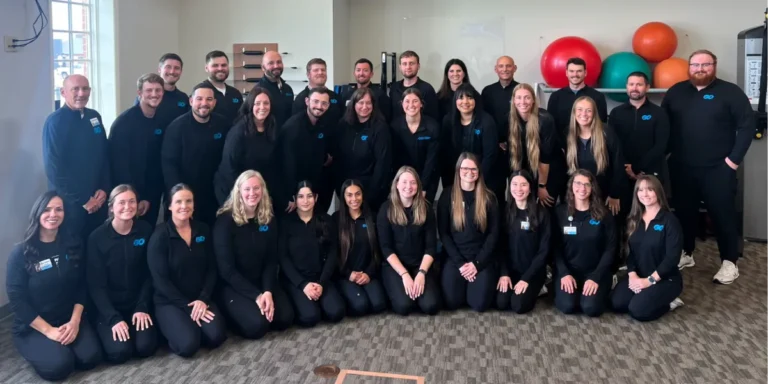 group-photo-homepage-grand-island-physical-therapy-grand-island-ne